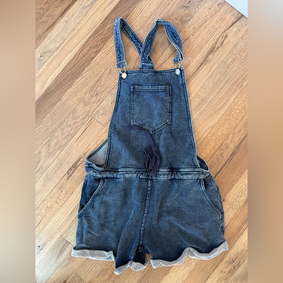 Z Supply Shorts Overalls - Picture 1 of 3